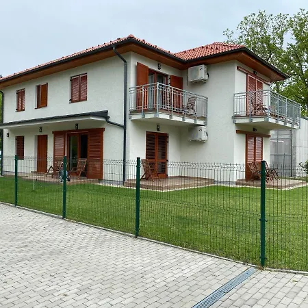 Kz Apartments Balatonboglar *